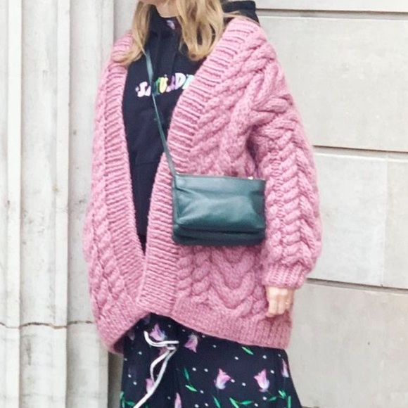 I LOVE MR MITTENS purple gorgeous thick soft wool cable knit cardigan - Picture 9 of 10